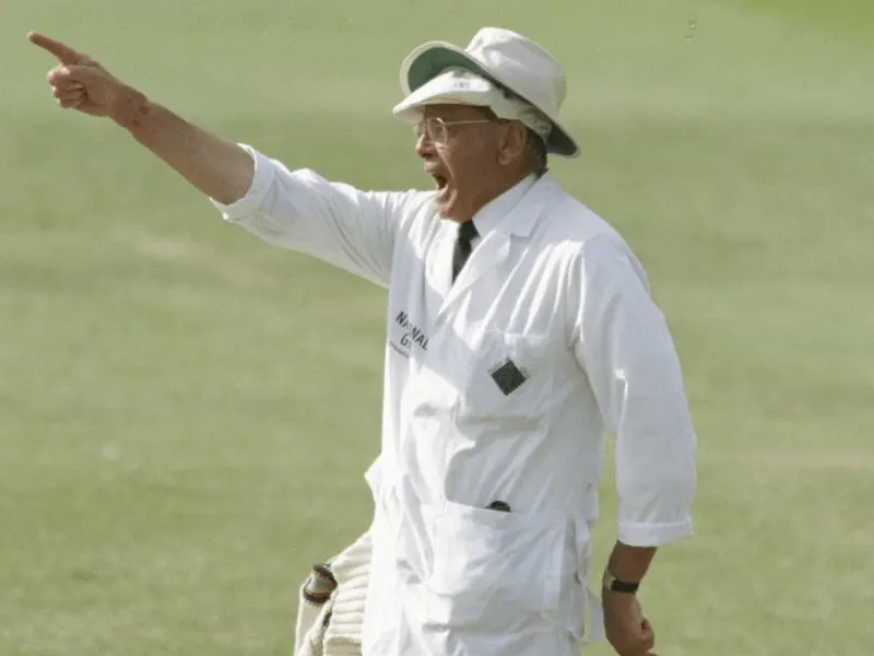 Dickie Bird umpiring at Alconbury